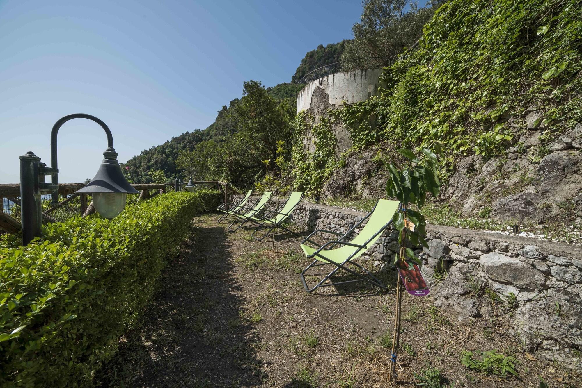 Hotel Villa Annalara Charme And Relax Amalfi Exterior photo